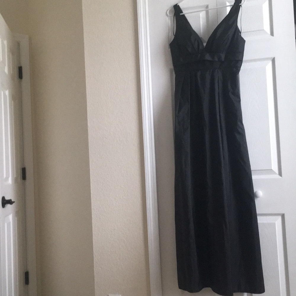 Vineyard Collection Formal Black Dress 8